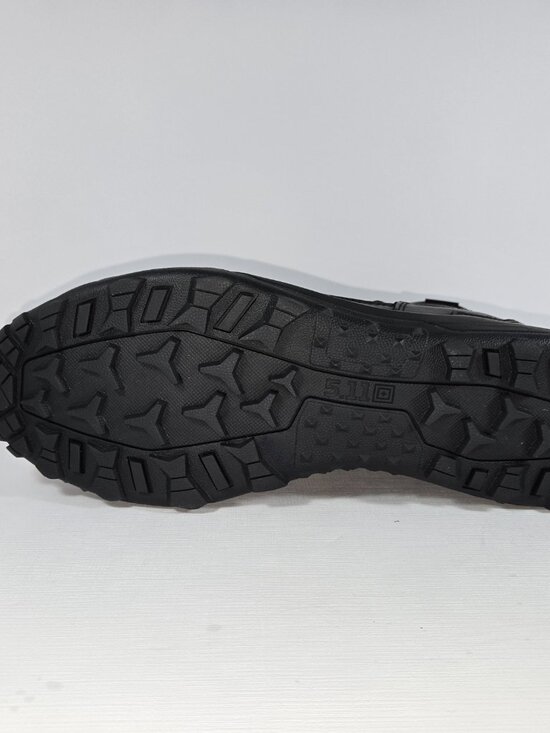 5.11 Tactical A/T 8\